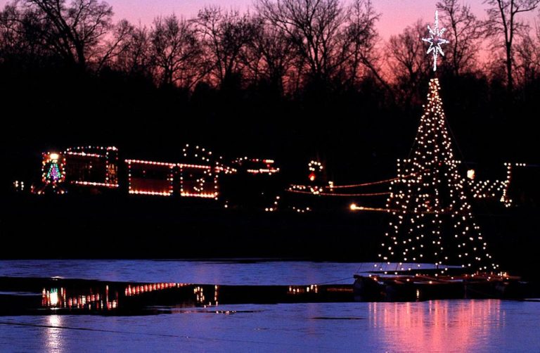 Country Christmas Train Denton Farmpark